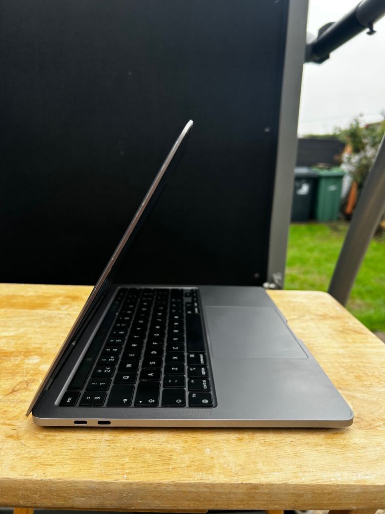 MacBook Pro 13” - Apple M1 - 1TB SSD | 16GB Memory | 96% Battery | in ...