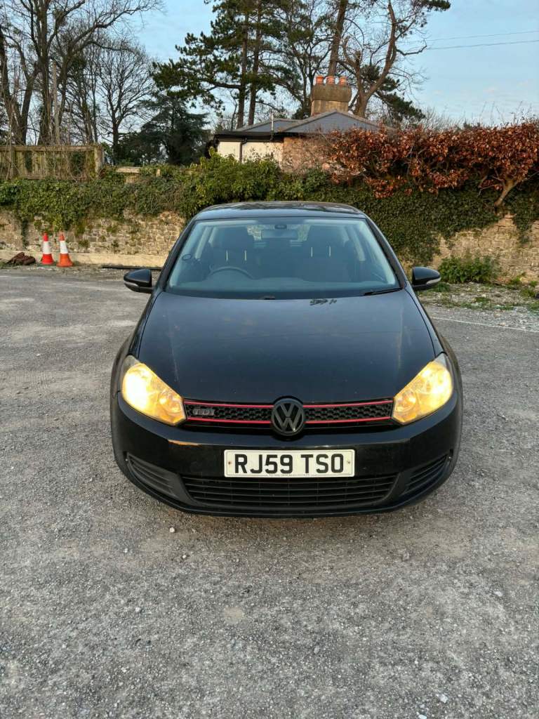Good condition MK6 Volkswagen Golf 1.6 TDI 3 door £35 tax