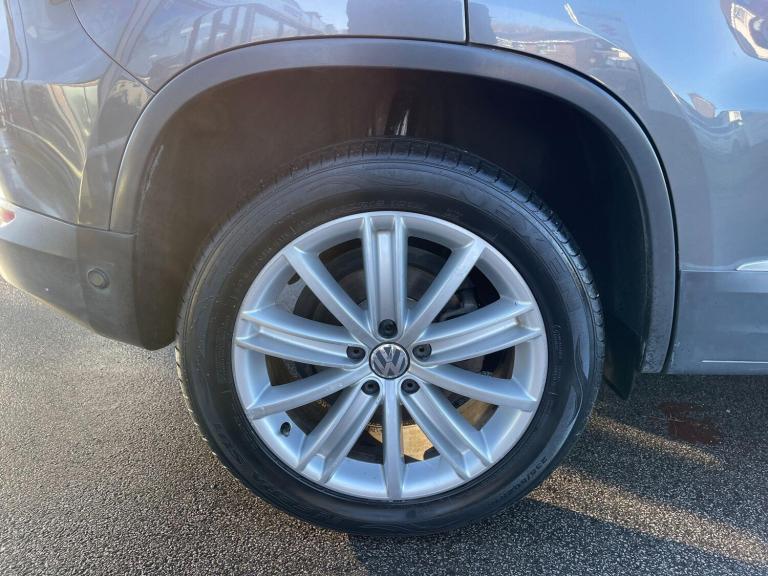 2016 Volkswagen Tiguan 2.0 TDI BlueMotion Tech Match Edition DSG 4WD Euro 6 (s/s) 5dr ESTATE Dies...