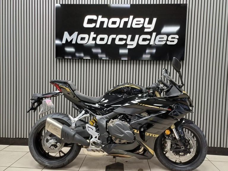 QJ MOTOR SRK800RR   BRAND NEW   2 YEARS WARRANTY   DELIVERY    FINANCE