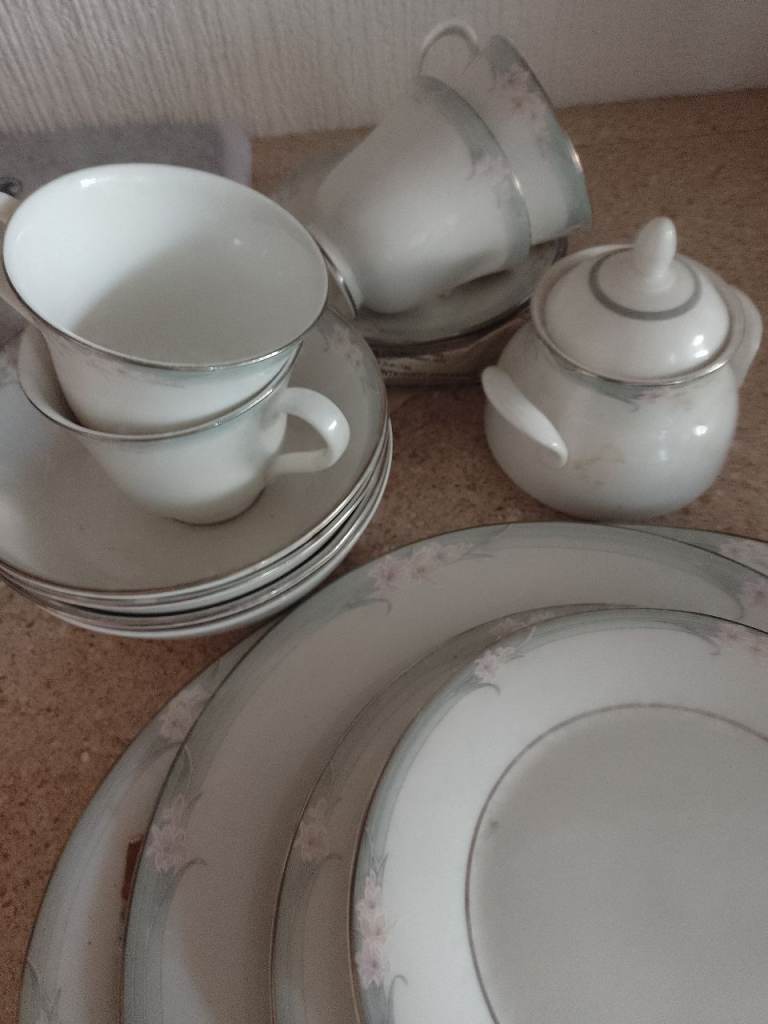 Royal Doulton Vogue Sophistication TC1157