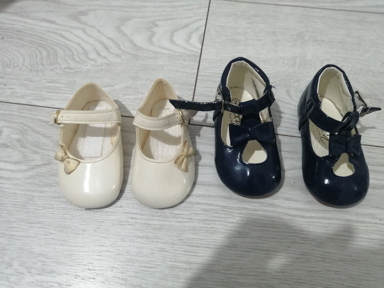 2 pairs of baby girls shoes size 2