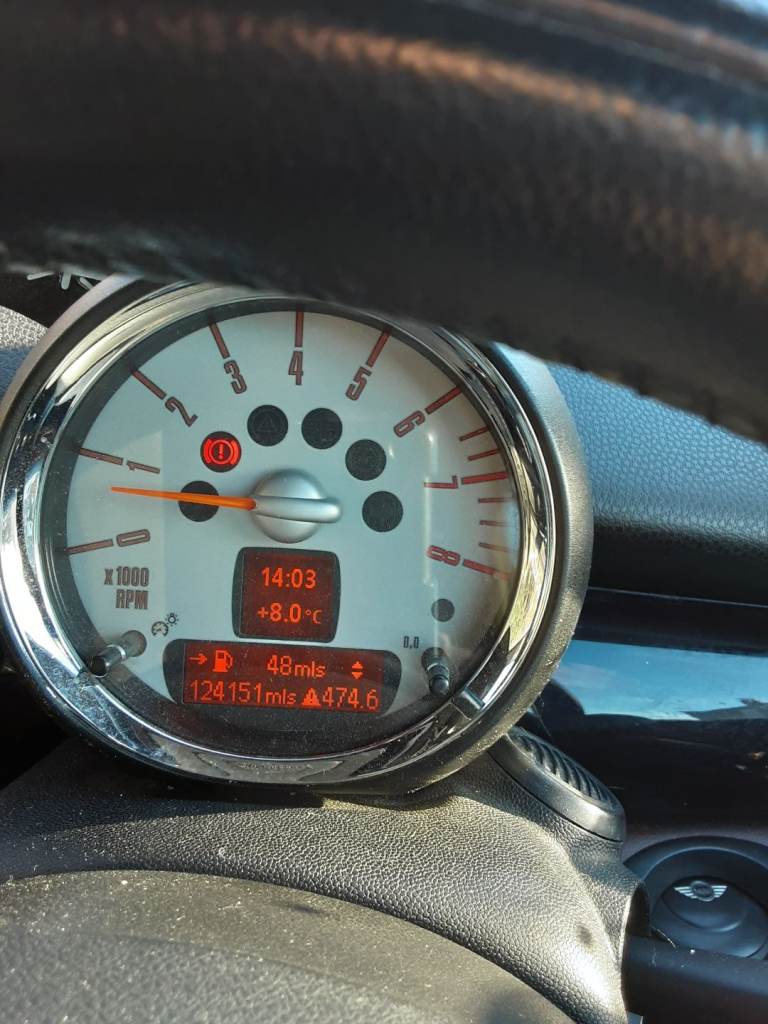 2010  Mini, CONVERTIBLE, cooper s   Manual, 1598 (cc), 2 doors