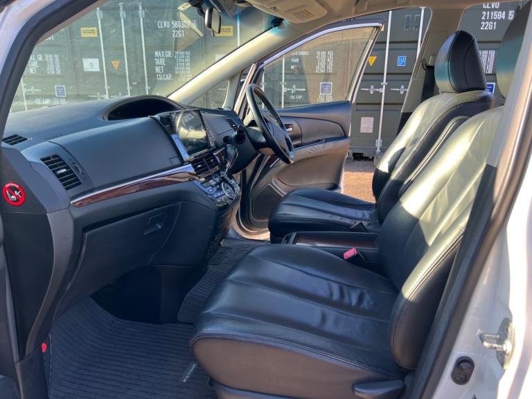 2024 Toyota Estima 2.4 Automatic 7 Seater. 83000 Miles. PETROL. Apple Car Play NAV. CAM. PX OK MP...