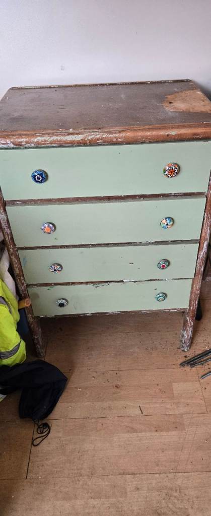 Chest of draws