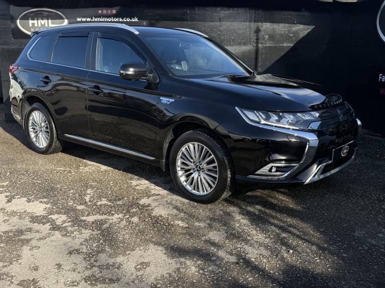 MITSUBISHI OUTLANDER 2.4 h TwinMotor 13.8kWh 4h 2018