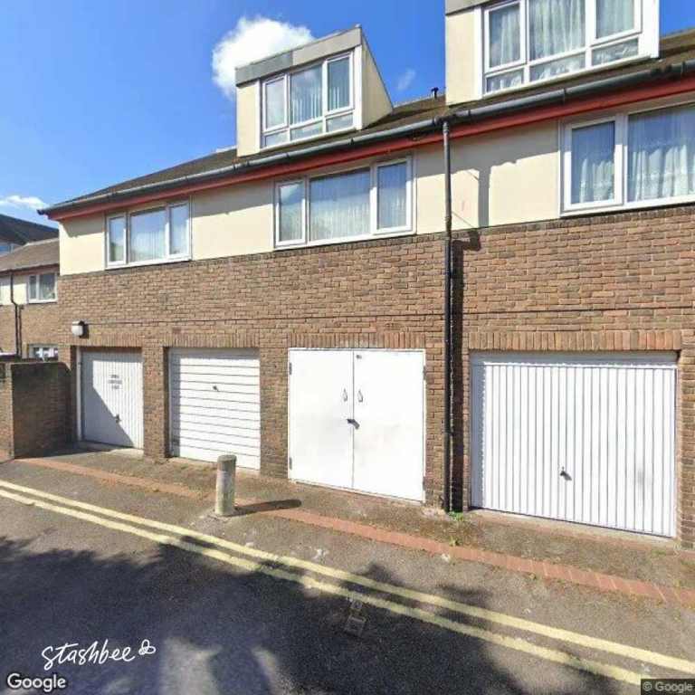 Garage to rent in London (SE1) | Stashbee