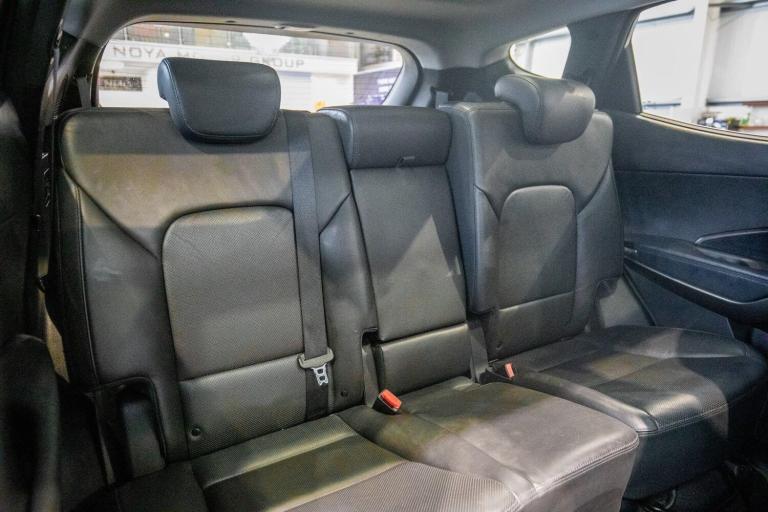 2016 Hyundai Santa Fe 2.2 CRDi Blue Drive Premium SE 5dr Auto [7 Seats] ESTATE DIESEL Automatic