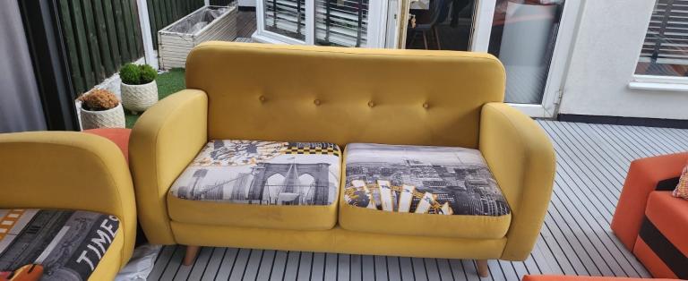 Sofa set