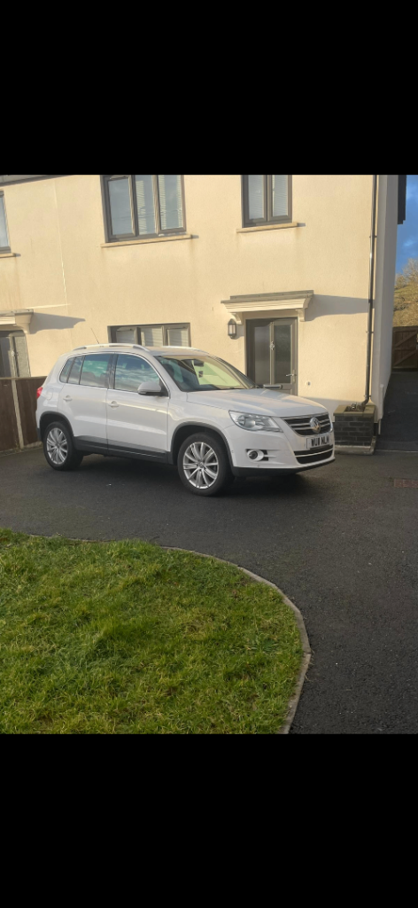 Volkswagen, TIGUAN, Estate, 2011, Manual, 1968 (cc), 5 doors