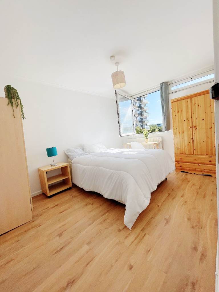 🏠 FANTASTIC DOUBLE ROOM IN HOMERTON — AVAILABLE NOW 🏠