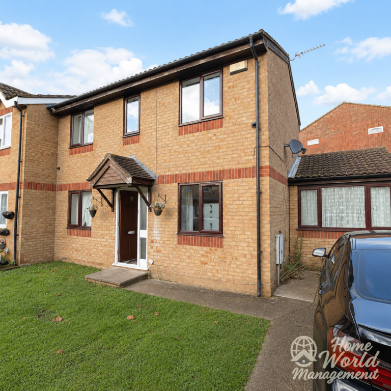 Spacious & Cosy Double room – UB5 6RX 🏡