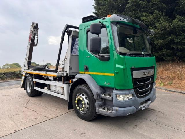 2020 DAF LF 230 EURO 6 MULTI-LIFT remote extending arm skip loader sheet system