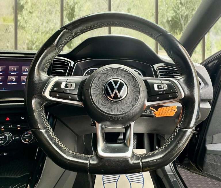  Volkswagen T-Roc 1.5 TSI EVO Black Edition SUV 5dr Petrol Manual Euro 6 (s/s) (150 ps) Petrol Ma...