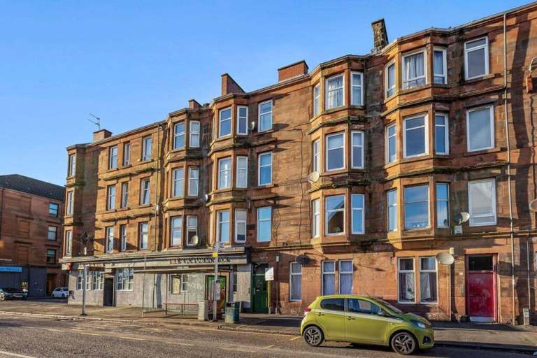 ONE BEDROOM FLAT TO LET, PAISLEY ROAD, RENFREW PA4, £700.00 PCM