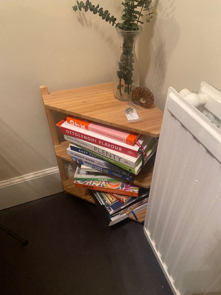 Bamboo Corner Shelf (IKEA RÅGRUND)