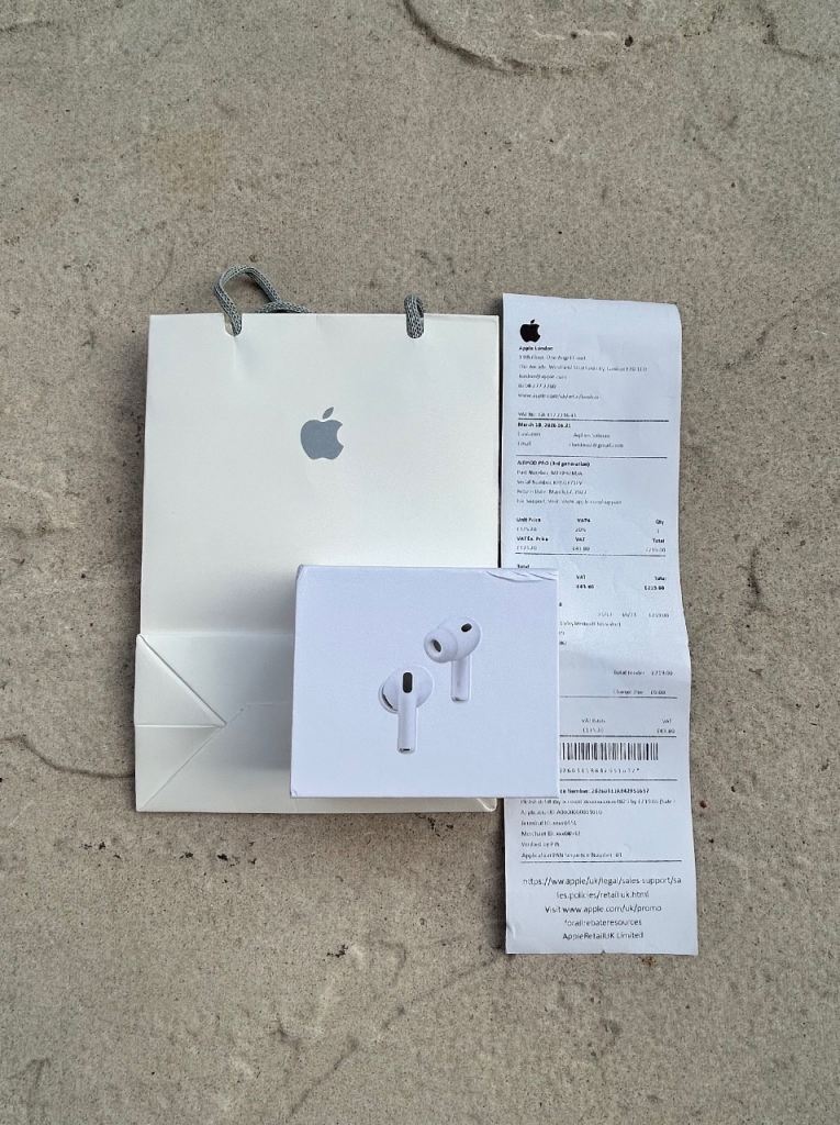 Apple AirPods Pro 3 (2025 ANC) - As Good As New