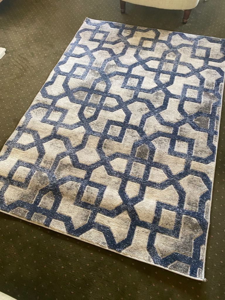 Rug