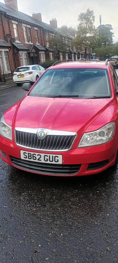 Skoda, OCTAVIA, Estate, 2013, Manual, 1598 (cc), 5 doors