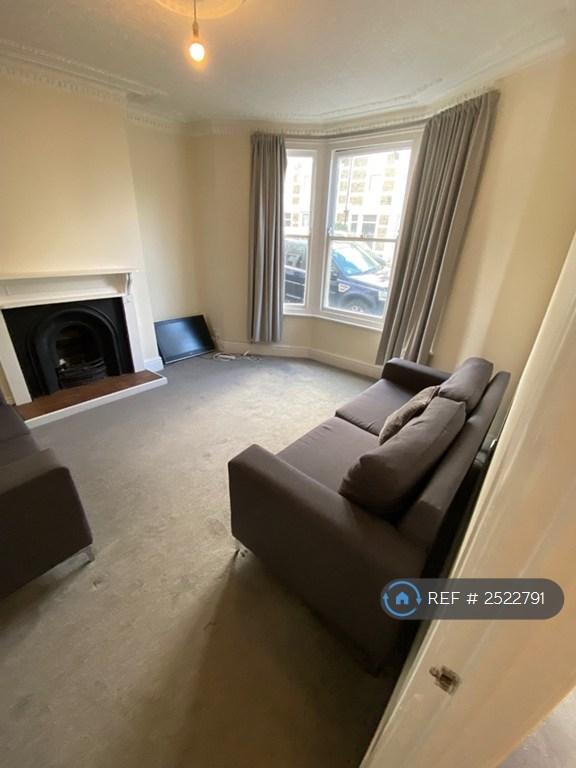 4 bedroom house in Hinton Road, Bristol, BS16 (4 bed) (#2522791)