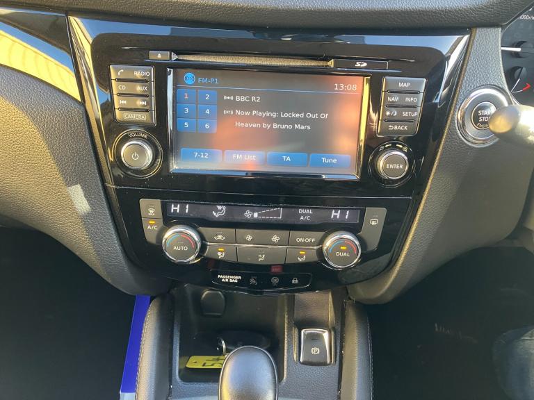 2015 Nissan Qashqai 1.6 dCi n-tec SUV 5dr Diesel XTRON 2WD Euro 6 (s/s) (130 ps)