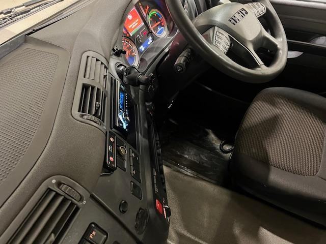 DAF 460 6x2 Sleeper Cab Tractor Unit