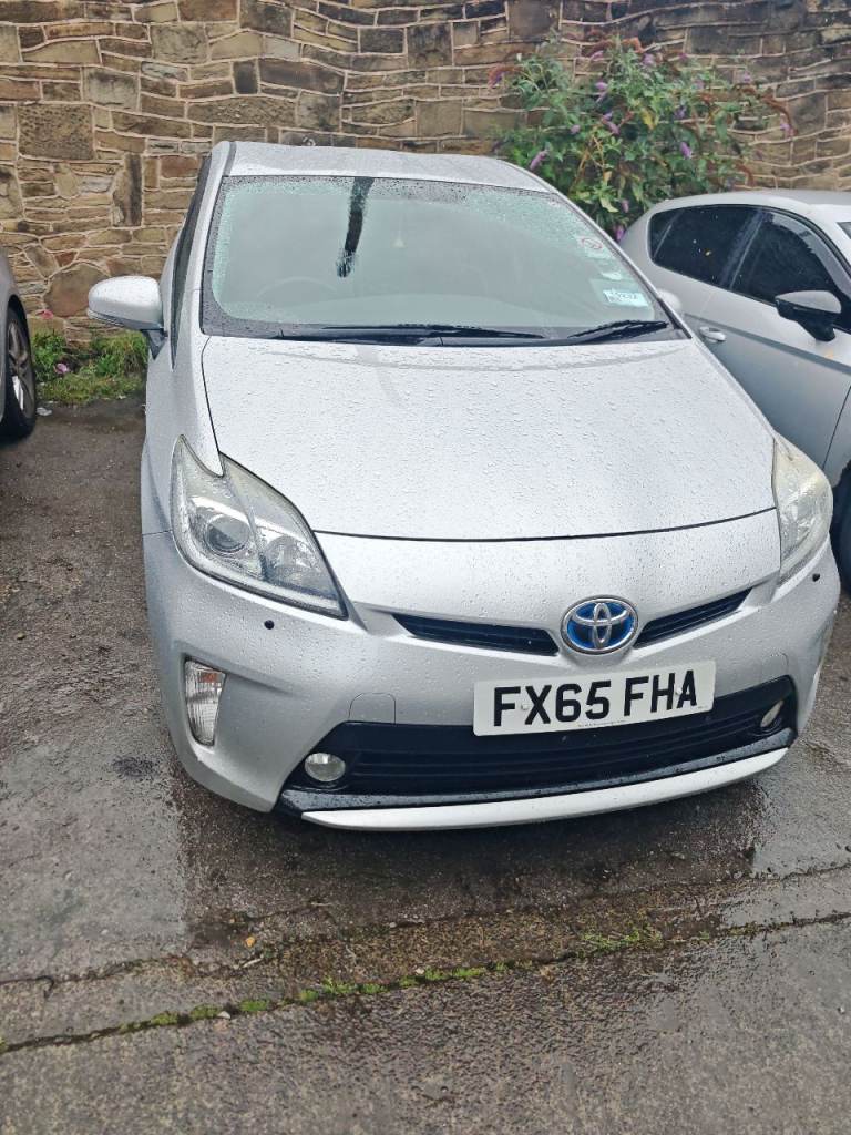 Toyota, PRIUS HYBRID, 2015, 1797 (cc)