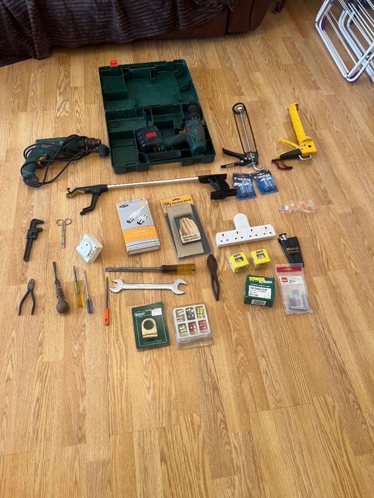 Bosch  Drill and Various Hand Tools & Accessorie🔧🔨🪛🥽🔌s