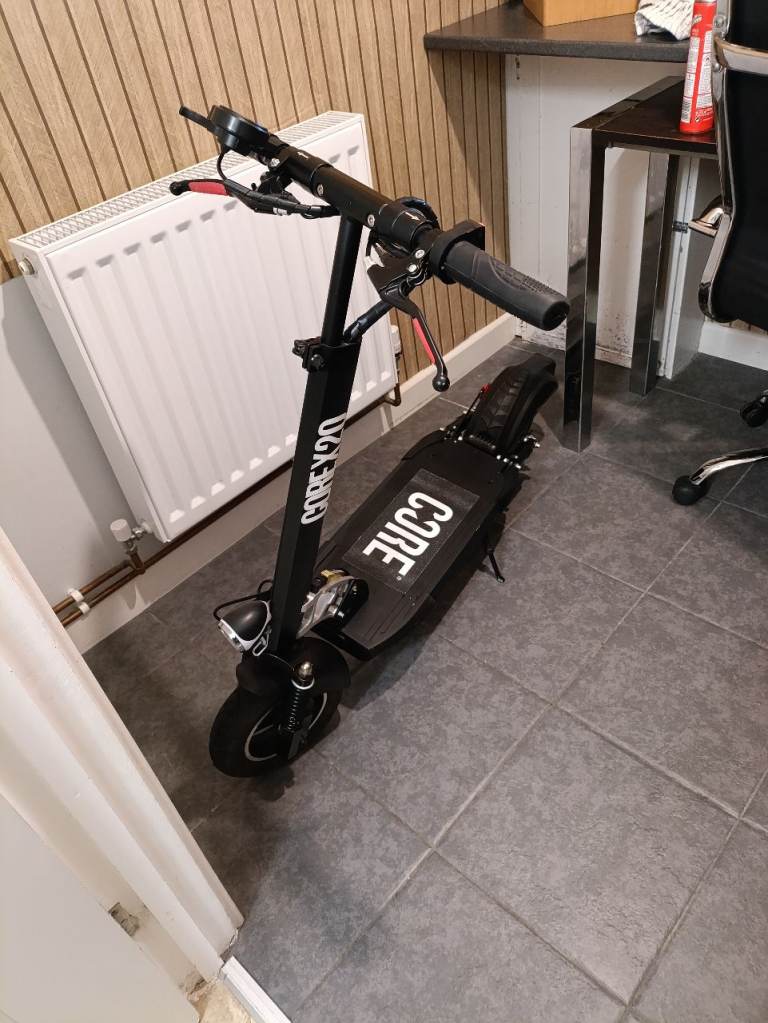Electric scooter 