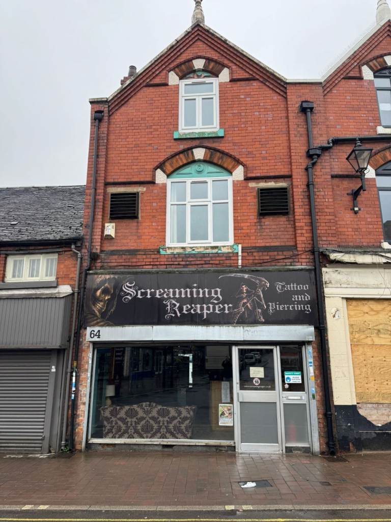 Shop & Flat TO LET - Willenhall