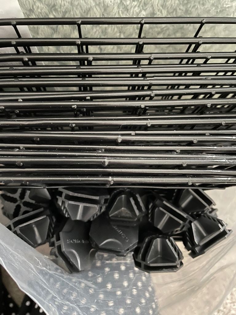 Free metal shoe storage rack