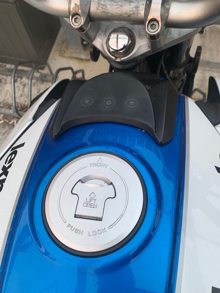 Lexmoto, VENOM, 2017, want to swap open to offers 