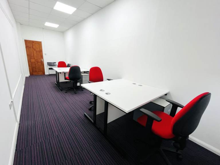 Medium Office Spaces to Rent In Park Royal NW10
