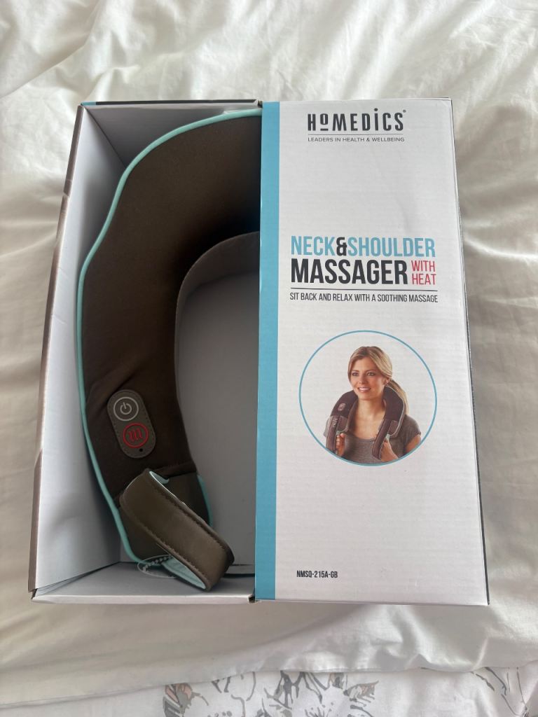 Homedics Neck & Shoulder Massager with Heat - New in Box