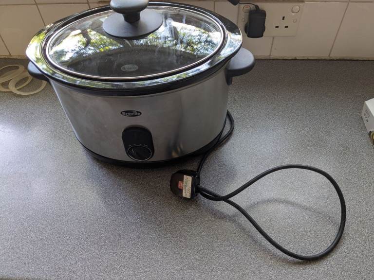 Breville Slow Cooker - Silver/Black, Good Condition