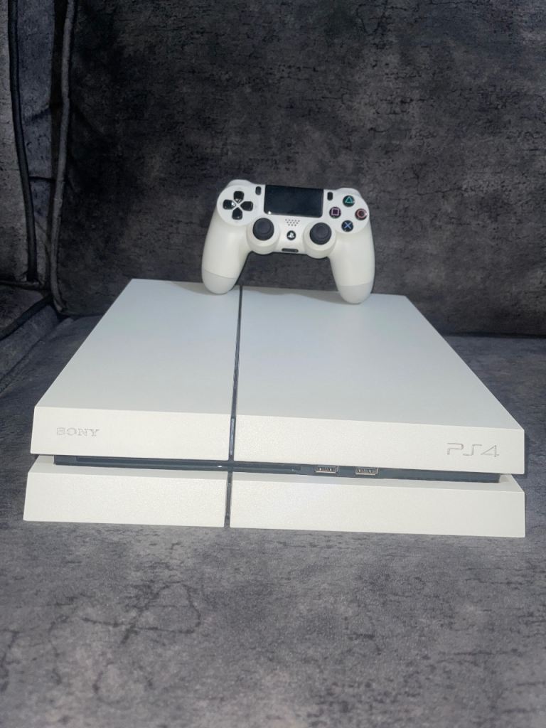 White ps4 