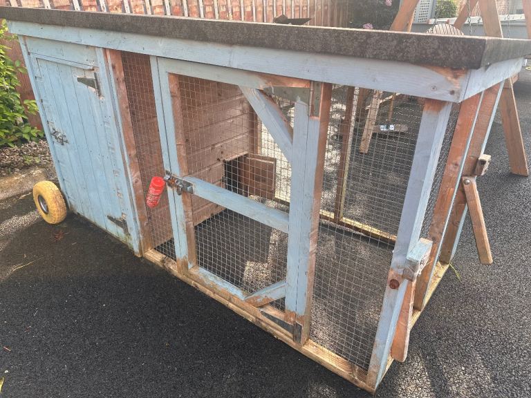 Rabbit Hutch Kennel for sale 
