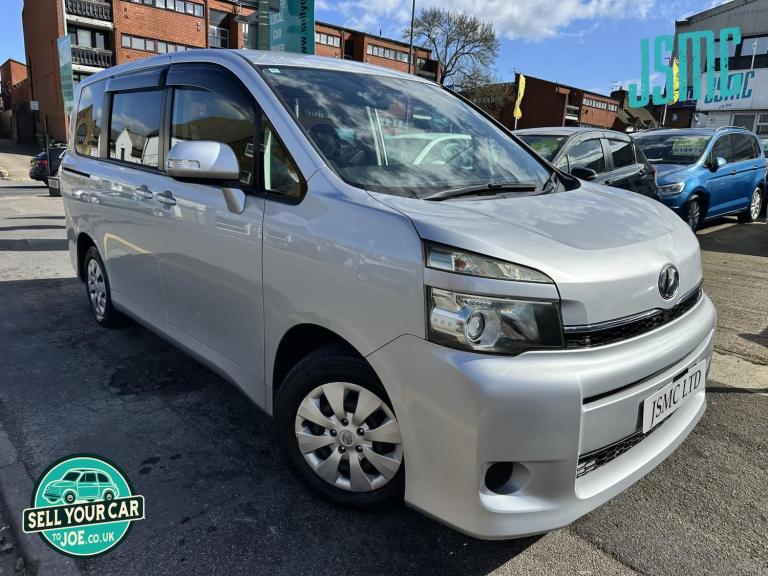 2010 Toyota Voxy MPV Petrol Automatic