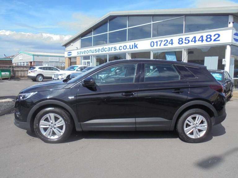 Vauxhall Grandland X 1.5 Turbo D SE 5dr Auto [6 Speed] Diesel