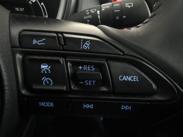 2022 Toyota Aygo X 1.0 VVT-i Edge Hatchback 5dr Petrol x-shift Euro 6 (s/s) (72 ps) - WIFI - L Ha...