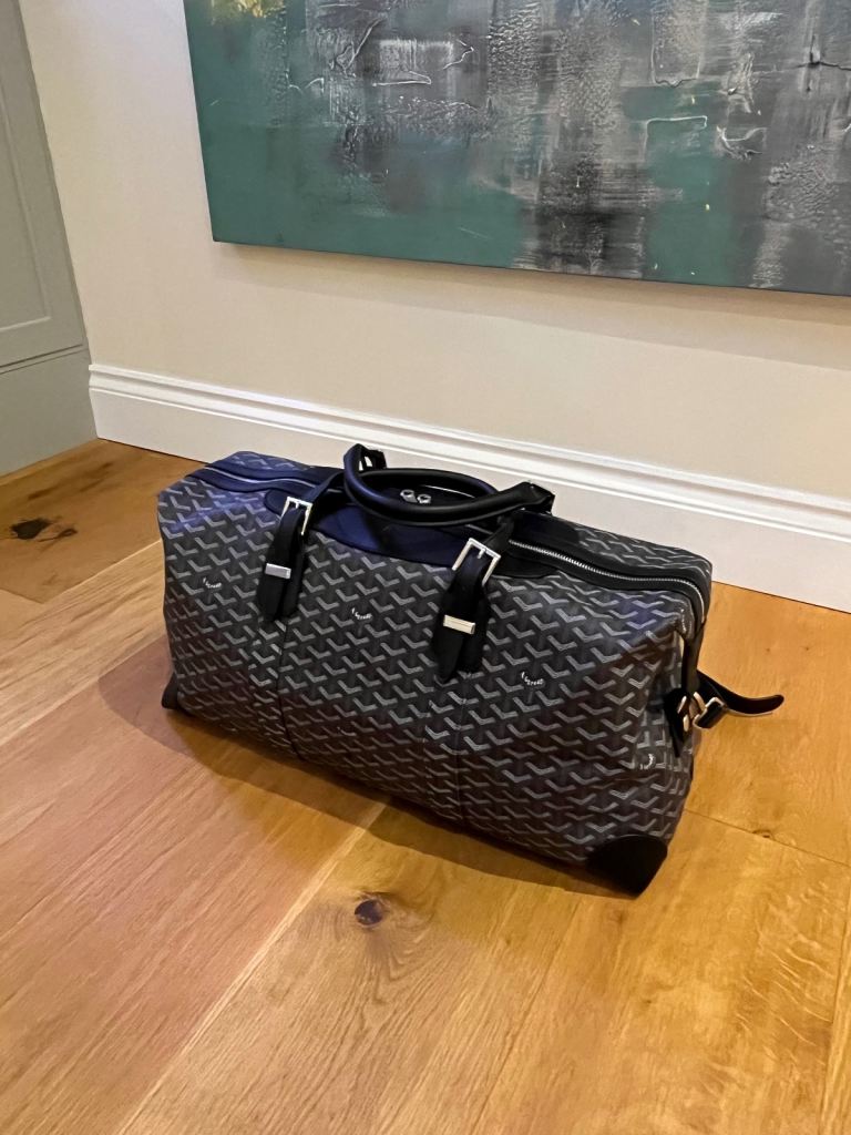 Goyard duffle bag never used 