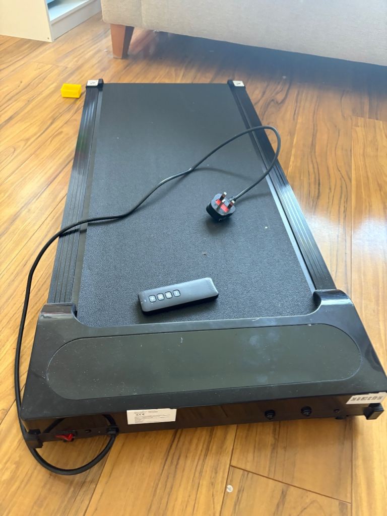 Walking pad / treadmill 