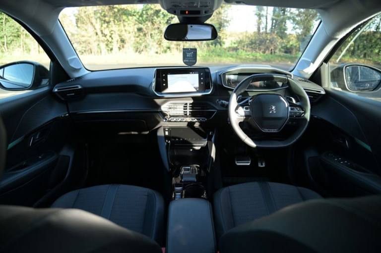 2023 Peugeot 208 1.2 PureTech Allure Premium + Hatchback 5dr Petrol EAT Euro 6 (s/s) (130 ps Hatc...