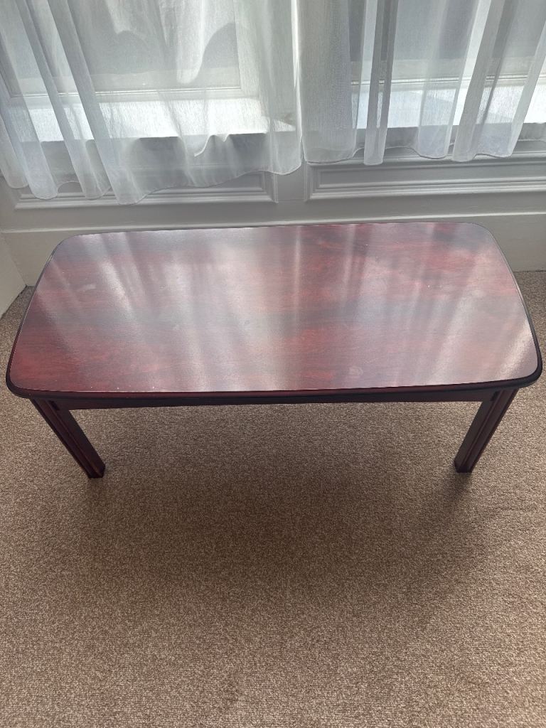 [FREE] Living Room Coffee Table