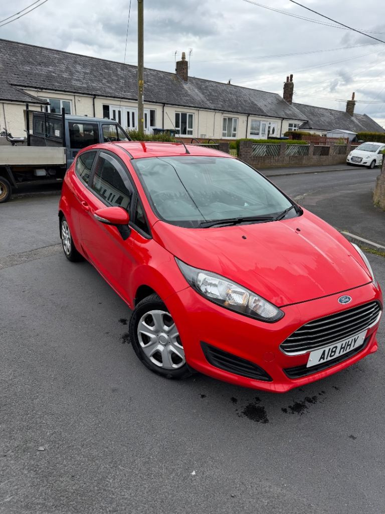 Ford, FIESTA, Hatchback, 2015, Manual, 1498 (cc), 3 doors