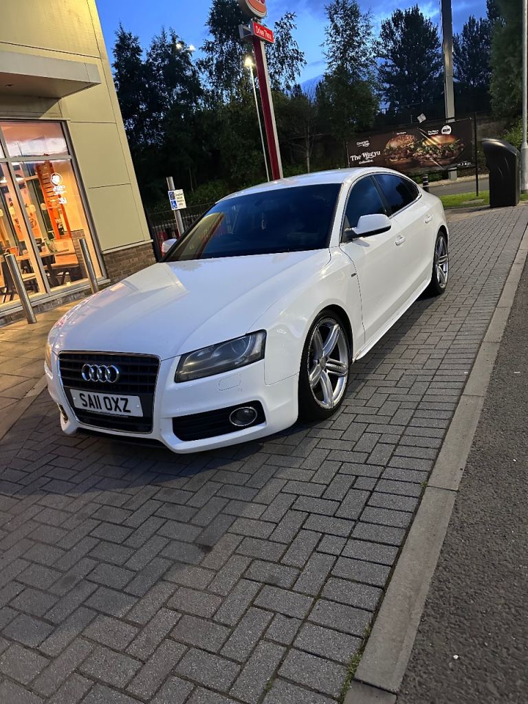 Audi, A5, Hatchback, 2011, Manual, 1968 (cc), 5 doors