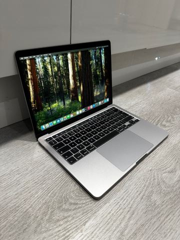✨  13” 2020 MacBook Pro - Touch Bar - 250GB Storage - MS Office