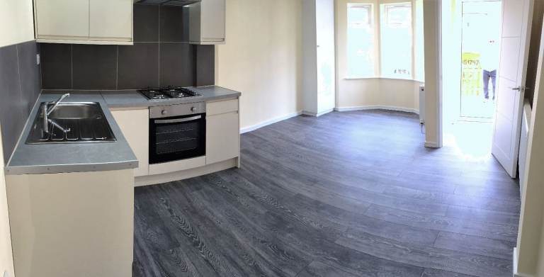 Wonderful Condition Prime Location One bedroom ground floor flat in, Highams Park, Chingford