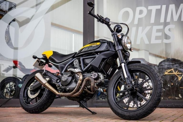 Ducati Scrambler 800 FULL THROTTLE ! ARROW ! STUNNING