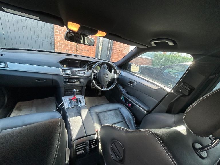Mercedes-Benz, E CLASS, Saloon, 2009, Semi-Auto, 2143 (cc), 4 doors
